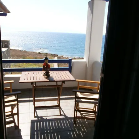 Dawn Paros * Logaras
